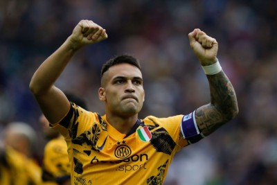 ވެނެޒިޔާ ބަލިކޮށް، އިންޓާއިން އެއްވަނައާ ގާތަށް