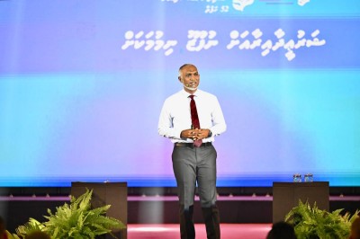 ޔާމީން މިނިވަންވެވަޑައިގެން ހުންނެވީ ޝަރުއީ ދާއިރާއަށް ނުފޫޒު ނުފޯރުވާތީ: ރައީސް