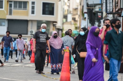 65 އަހަރުވުމުން ދޭ އިނާޔަތް ވެސް މަދުން އާމްދަނީ ލިބޭ މީހުންނަށް އެކަނި ދޭން ނިންމައިފި