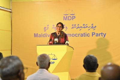 ސަރުކާރުން ޑޮލަރު ހޯދައިދޭކަށް ނޫޅޭ، ގަސްތުގައި ރައްޔިތުން ނިކަމެތި ކުރަނީ: މާރިޔާ