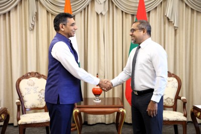 ރާއްޖެއާއި އިންޑިއާގެ ގުޅުން ބަދަހިކުރަން މަހާވަރު ކުރެއްވި މަސައްކަތަށް ޚަލީލްގެ ތައުރީފު