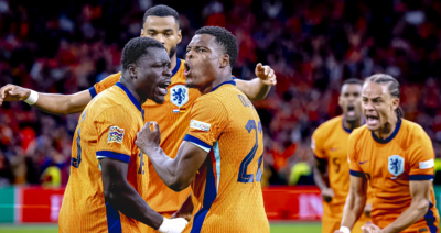 ނޭޝަންސް ލީގުގެ ކުއާޓާ ފައިނަލުން ނެދަލަންޑްސް ޖާގަހޯދައިފި