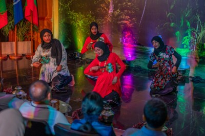 ތާރީޚީ މައުލޫމާތު ހިއްސާކޮށް، އެމްއެންޔޫއިން "'މޯލްޑިވްސް ކަލްޗަރަލް ސެމިނާ ފޯ ޑިޕްލޮމެޓްސް" ބާއްވައިފި