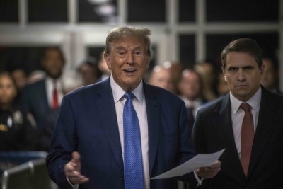 ޓްރަމްޕަށް ހުކުމް ކުރުން މުއްދަތެއް ނެތް ގޮތަށް ފަސްކޮށްފި