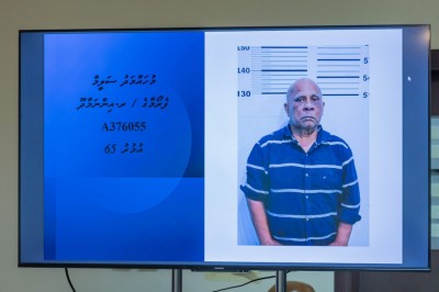 އުމުރަށް ޖަލަށް ލުމުން ގޭބަންދަށް؛ 65 އަހަރުގައި އަދިވެސް ޑުރަގުގެ ވިޔަފާރީގައި