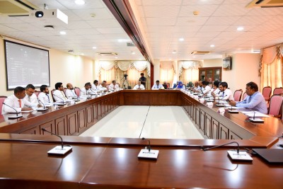 މަޝްރޫއުތަކުގެ ތަފުސީލް ފޮނުވަން ޝަރުތުކޮށް، 56.6 ބިލިއަންގެ ބަޖެޓު ކޮމިޓީން ފާސްކޮށްފި