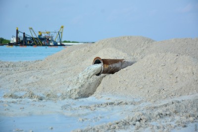 ގިނަ މަޝްރޫއުތައް ހުއްޓާލާފައި އޮތް ނަމަވެސް، ސާމާނަށް އިތުރަށް 400 މިލިއަން ޚަރަދުކޮށްފި