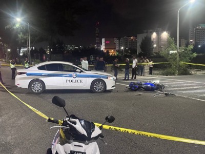 ފުލުސް ކާރުން ޖެހި އަނިޔާވި ޒުވާނާ ވެންޓިލޭޓަރުގައި