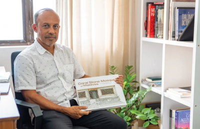 އެޗްޑީސީގެ މެނޭޖިން ޑިރެކްޓަރަކަށް މައުރޫފް