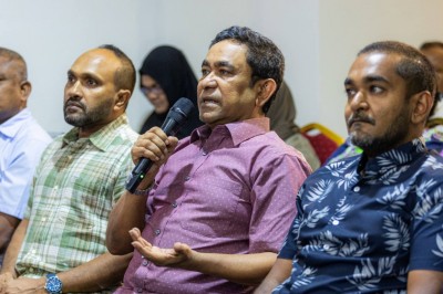 ރާއްޖޭގެ ސަރަހައްދަށް ބަދަލު ގެނައުމުގެ ބާރު މަޖިލީހަށް އޮވެގެން ނުވާނެ: ޔާމީން