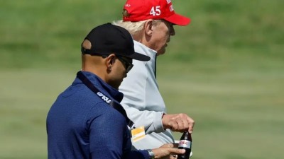 ޓްރަމްޕް ޑައިޓް ކޯކް އޯޑަރު ކުރެއްވުމަށް ވައިޓް ހައުސްގައި ބަޓަނެއް ހުރި: ޝެފް