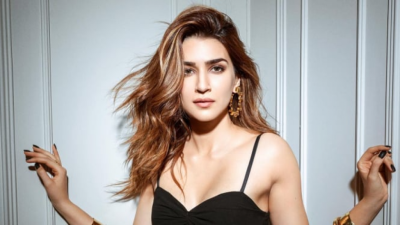 ކްރިތީ ބުނީ ފިލްމު ޕްރޮމޯޝަންގައި އުޅުމަކީ ވަރުބަލިކޮށްލާ ކަމެއް ކަމަށް