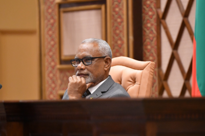 73 އިންސައްތަ މަސައްކަތް ނިންމައި، މަޖިލިސް ޗުއްޓީއަށް