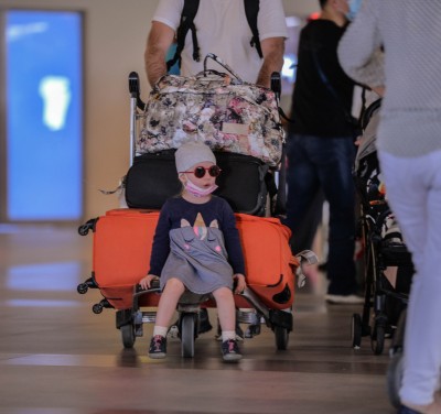 ލުއިތަކެއް ދިނުމަށްފަހު، ޑޮލަރު މާރުކުރުން ގާނޫނުން މަޖުބޫރުކޮށްފި