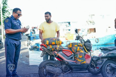 މާރުކޭޓު ހިސާބުގައި ބިދޭސީންގެ ކޮންޓްރޯލް ބޮޑުވުމުގެ ޝަކުވާތަކެއް؛ 148 ބިދޭސީން ބަލައި ފާސްކޮށްފި