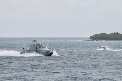 ސަފާރީއަކުން ރޭ ކަނޑަށް ވެއްޓުނު ދިވެއްސަކު ނުފެނިގެން ހޯދަނީ