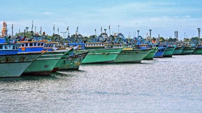 ޔޮޓެއްގައި 12 ކިލޯގެ ހަޝިޝް އޮއިލް ރާއްޖެއަށް އެތެރެކުރަން އުޅުނު ބަޔަކު އަތުލައިގެންފި