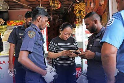 ސާފު ތާހިރުކަމެއް ނެތި، ގަވާއިދާ ހިލާފަށް އުޅުނު 5 ބިދޭސީން އަތުލައިގެންފި