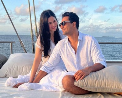 ކެޓްރީނާ އާއި ވިކީ އާ އަހަރު ފާހަގަ ކުރީ ރާއްޖޭގައި