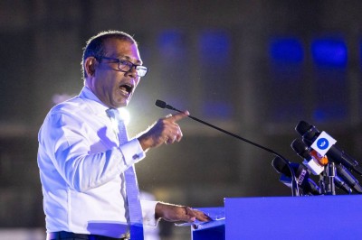 ނަޝީދު އެމްޑީޕީއާ ގުޅިވަޑައެއް ނުގަންނަވާނެ: ޑިމޮކްރެޓްސް