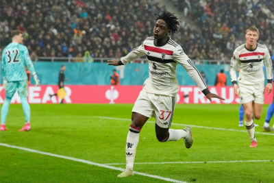 ޔުނައިޓެޑުން ބަލިނުވެ ލީގު ފޭސް ނިންމާލައިފި