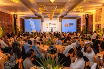 ހޮޓެލިއާ އެވޯޑްސްއަށް 450އަށްވުރެ ގިނަ މީހުން ނަން ހުށަހަޅައިފި