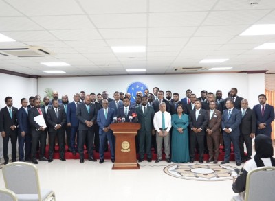 ސުޕްރީމް ކޯޓު ފަނޑިޔާރުން ވަކިކުރަން ޕީއެންސީގެ ގިނަ މެންބަރުން ދެކޮޅު ހަދައިފި