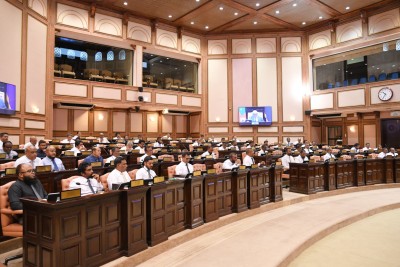 އަންހެނުން ކޮމިޓީތަކަށް ރޯދަ އެލަވަންސް ދޭ ބިލު މަޖިލީހުން ފާސްކޮށްފި