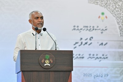 ޑޮލަރުގެ ގަވާއިދަށް ރިސޯޓުތަކުން ތަބާވޭ، 25 މިލިއަނަށް ވުރެ ގިނަ ޑޮލަރު މާރުކޮށްފި: ރައީސް