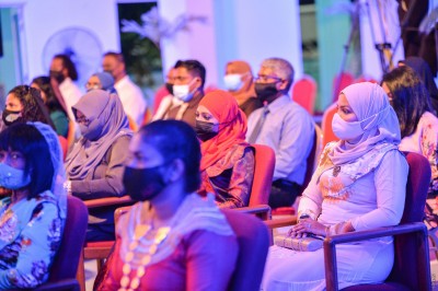 މިއަހަރުގެ ރެހެންދި އެވޯޑަށް ކުރިމަތިލާން ހުޅުވާލައިފި