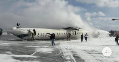 ކެނެޑާއަށް ޖައްސަންއުޅުނު މަތިންދާބޯޓެއް އެކޮޅު ކޮޅުން ވެއްޓި 19 މީހުން ޒަޚަމްވެއްޖެ