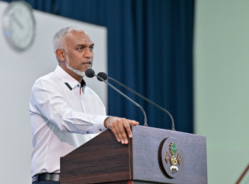 ޑޮލަރުގެ ގަވާއިދަށް ރިސޯޓުތަކުން ތަބާވޭ، 25 މިލިއަނަށް ވުރެ ގިނަ ޑޮލަރު މާރުކޮށްފި: ރައީސް