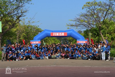 އެމްއެންޔޫ މެރަތަން 1100 ބައިވެރިންނާއެކު ނިންމާލައިފި