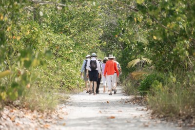 ރަށްރަށުގެ ޚާއްސަކަން އިސްތިހާރުކޮށް، ފަތުރުވެރިކަން އާލާކުރަން އެހީވާނަން: މިނިސްޓަރު