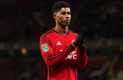 ޔުނައިޓެޑަށް ކުޅެމުންދިޔަ ރަޝްފަޑް ވިލާއަށް ސޮއިކޮށްފި