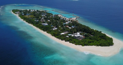 އުކުޅަހުގައި ފަތުރުވެރިއަކު މޫދަށް އެރިއުޅެނިކޮށް މަރުވެއްޖެ