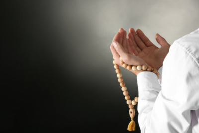 މާތްﷲއަށް ވަކީލު ކުރުމަކީ ނަޞްރާއި ކާމިޔާބަށް ވާސިލުކޮށްދޭ ކަމެއް، ދުޢާކުރުމުގައި ލަދުނުގަނޭ: ޚުތުބާ