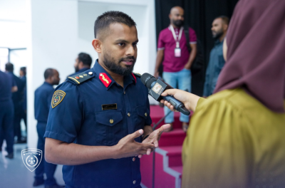 ޚިޔާނާތުގެ ތުހުމަތުގައި މަގާމުން ވަކިކުރި ޝައްމާންގެ ގެ، ފުލުހުން ބަލާ ފާސްކޮށްފި