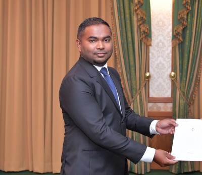 ނުފޫޒު ފޯރުވިކަމަށް ކުރާ ތުހުމަތަށް ޖޭއެސްސީގައި މަހާޒު ޖަވާބުދާރީވެވަޑައިގެންފި