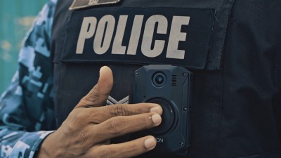 ތޫނު ހަތިޔާރުން ކުޑަކުދިންތަކެއް ހިންގި މާރާމާރީއެއްގައި، އެއް ކުއްޖަކު ޒަޚަމު ކޮށްލައިފި