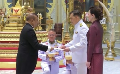 ފުއާދު، ސަފީރުކަމުގެ ފަތްކޮޅު ތައިލޭންޑުގެ ރަސްގެފާނަށް އަރުވައިފި