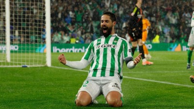 ބެޓިސްގެ އަތްދަށުވެ، އެއްވަނައަށް އަރަން ލިބުނު ފުރުސަތު ރެއާލުން ނަގާލައިފި