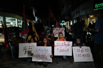 ޝިއުނާއާއި މަންދީ ފުލުހަށް ހާޒިރުކުރަނީ