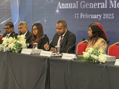 ސުޕްރީމް ކޯޓްގެ ފަނޑިޔާރުން ވަކިކުރާ ބިލު ތަސްދީގުނުކުރަން ބާ ކައުންސިލުން ގޮވާލައިފި