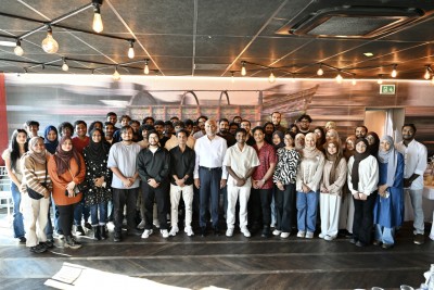 އިނގިރޭސިވިލާތުގައި ދިވެހި ދަރިވަރުން ކުރިން ބޭނުންކުރި ރޯޒްމަންޓު އެވެނިއު އަލުން ހަވާލުކޮށްފި