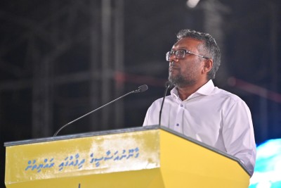އެއްބުރުން ރައީސަކު ހޮވަން ފައްޔާޒް ދެކޮޅު, ވިދާޅުވީ އެ ބަދަލުގައި އިޚުލާސްތެރިކަމެއް ނެތް ކަމަށް