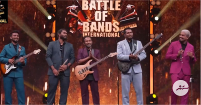 ދިވެހި ބޭންޑް ''ޓޫ އޮފް އަސް''ގެ ދެވަނަ ހުށަހެޅުމުން އަނޫ މާލިކު ހައިރާންކޮށްލައިފި