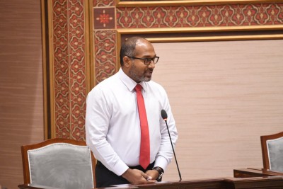 އިހުސާނާ ސުވާލު ކުރުމަށް މާދަމާ މަޖިލީހަށް ހާޒިރު ކުރަނީ