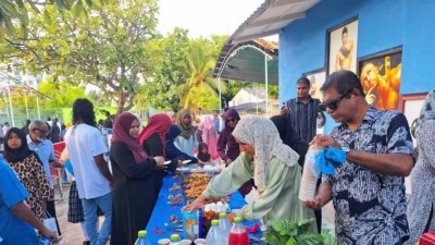 ޢީދު ސައި: އެއްބައިވަންތަކަން ދައްކުވައިދޭ ފަނޑުވުމެއް ނެތް އާދައެއް