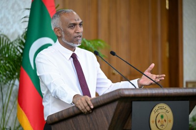 14 ގަޑިއިރުގެ ނޫސްވެރިންގެ ބައްދަލުވުމެއް ބާއްވަވައި, ރައީސް ތާރީޚުގެ ތެރެއަށް